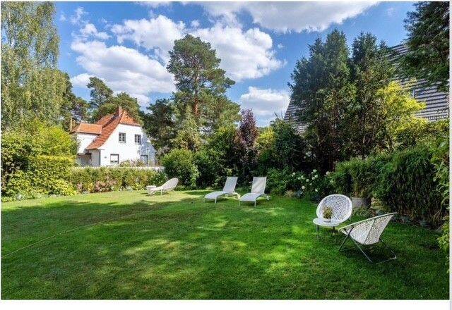 In traumhafter Lage – Exquisites Architektenhaus mit Südgarten