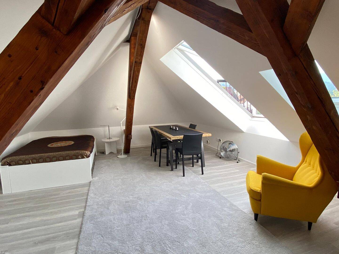 Vollmöbliertes Dachgeschoss-Apartment in Kirchzarten (79199) – nur für Studierende, 79199 Kirchzarten