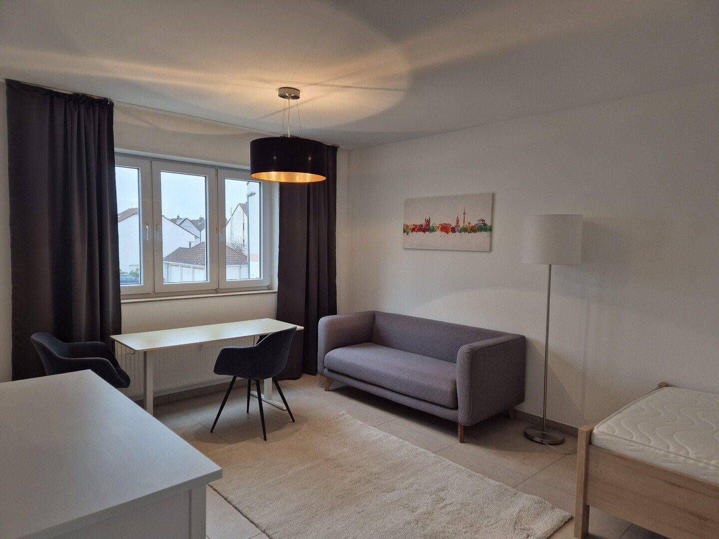 Moderne 1-Zi-Wohnung mit großzügiger Küche und Tiefgaragenplatz in LU a.R., 67065 Ludwigshafen am Rhein (Gartenstadt Maudach Mundenheim Rheingönheim West)