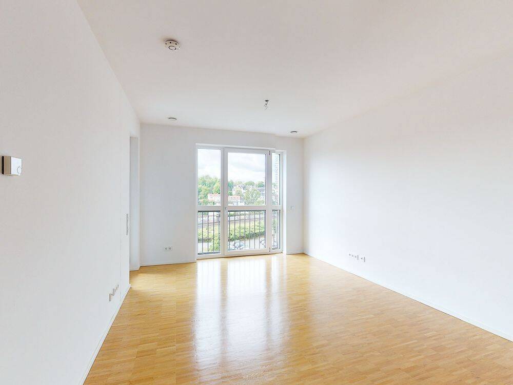 2-Zimmer-Wohnung mit toller Verkehrsanbindung!, 60594 Frankfurt am Main (Sachsenhausen)