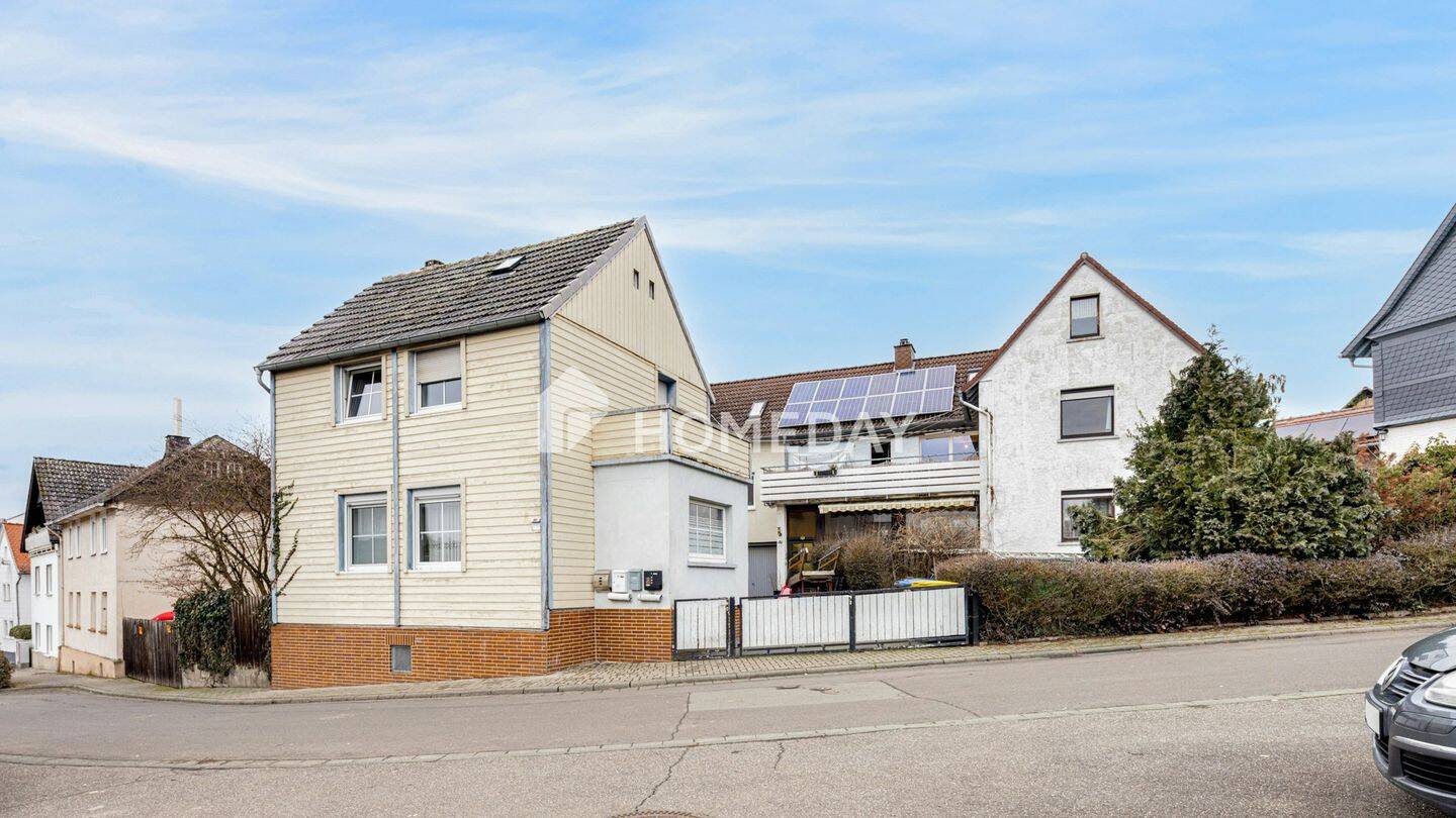 Charmantes Immobilienensemble mit historischem Flair – Vorderhaus & Hinterhaus mit vier WEs, 35633 Lahnau