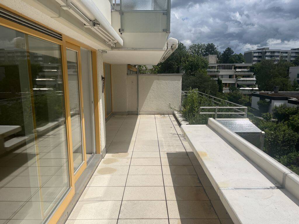 Haar: Traumhafte Terrassenwohnung, 3,5 Zimmer, mit Panoramablick & TG-Stellplatz., 85540 Haar (Trudering-Riem)