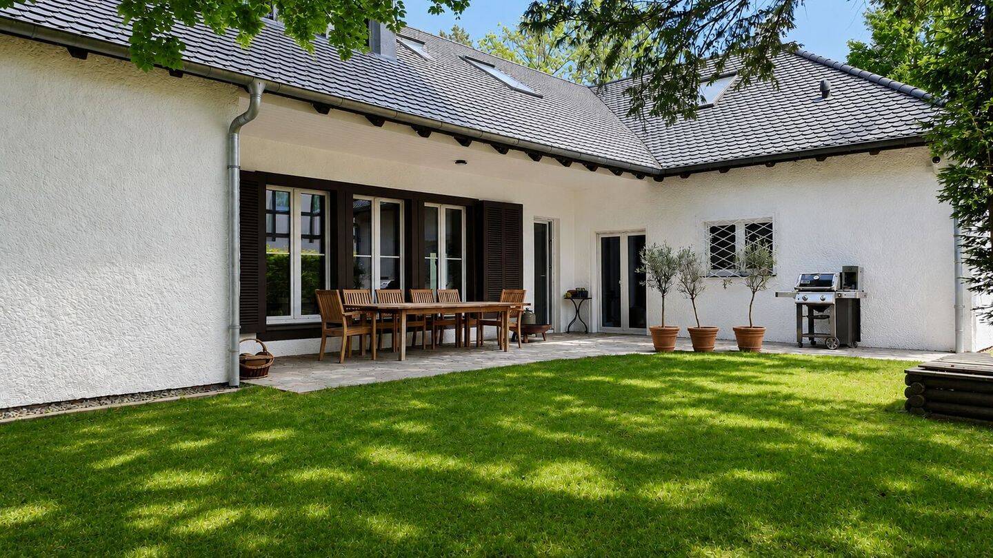 Historischer Wohntraum in Kleinmachnows Bestlage – großzügig, modernisiert und sofort bezugsfrei, 14532 Kleinmachnow