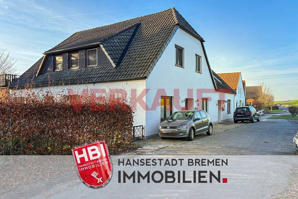 Berne / 3-Familienhaus nähe Lürssen-Yachtwerft, mit großem Garten, Garage und 2 Carports, 27804 Berne