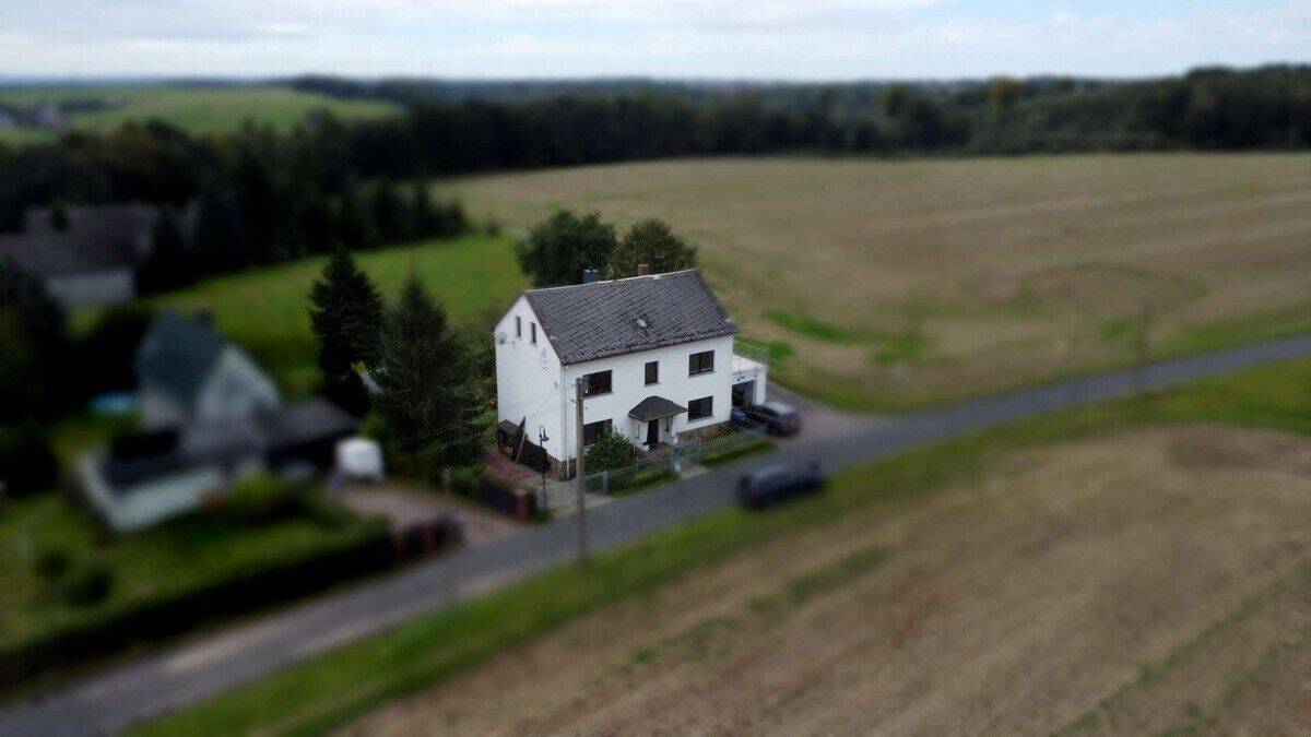 Gemütliches Einfamilienhaus in grüner Lage!, 9648 Kriebstein