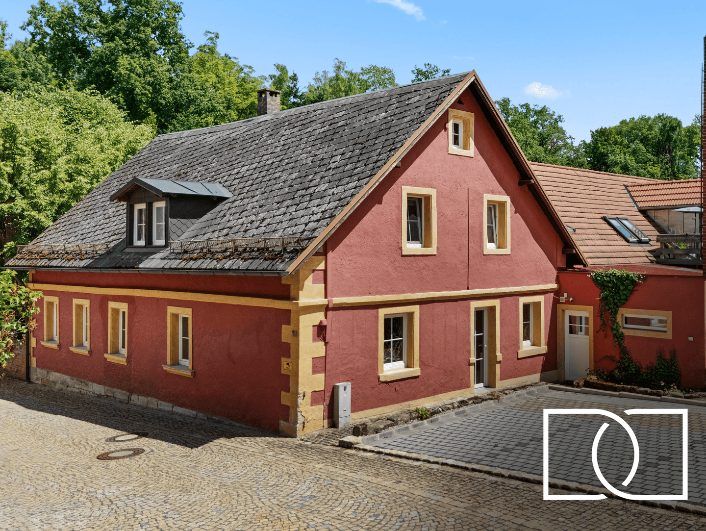 Vielseitiges Hofanwesen! Wohnhaus mit gewerblichem Bereich, Freifläche und großen Nebengebäuden, 95466 Weidenberg