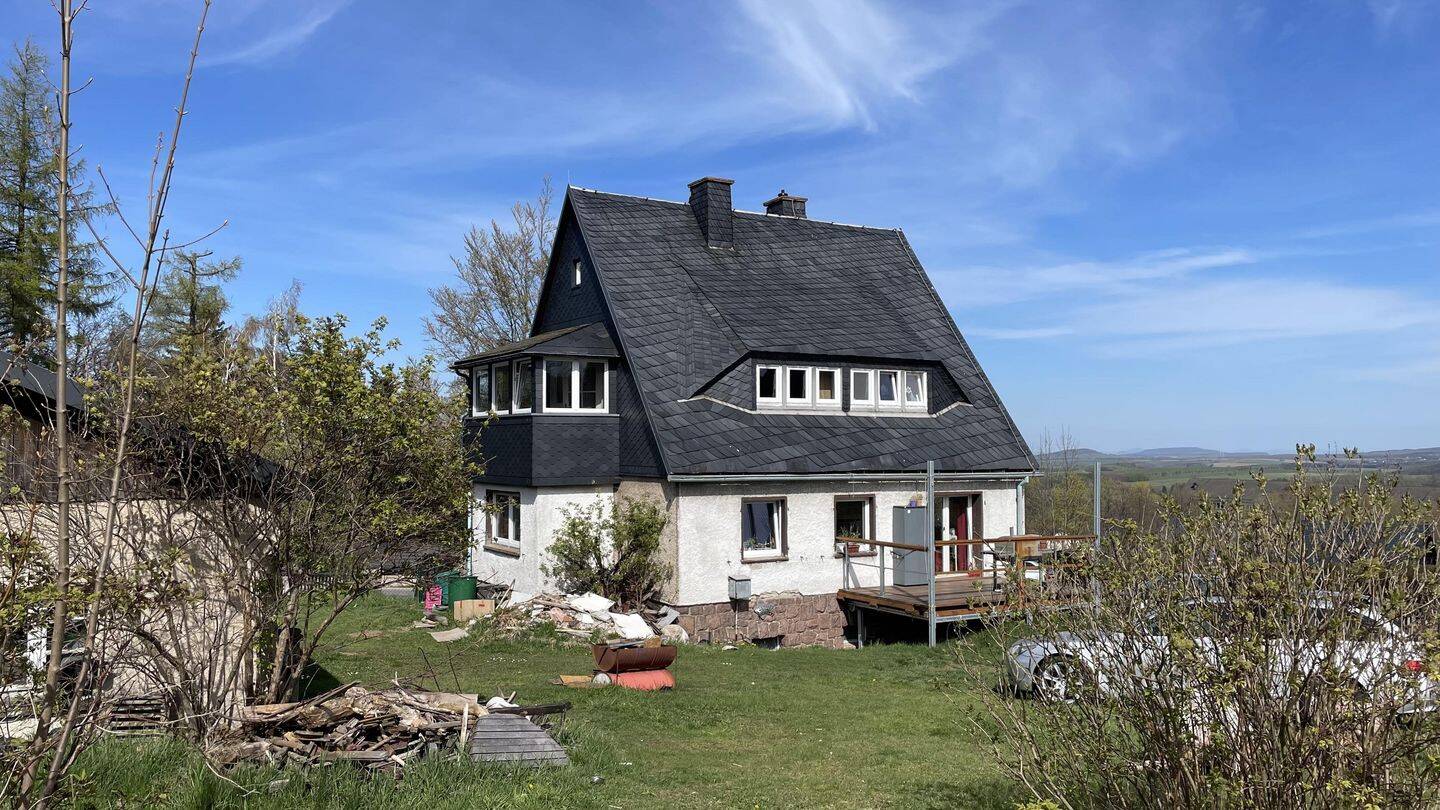 Großes Grundstück, 4 Schlafzimmer, 1773 Altenberg