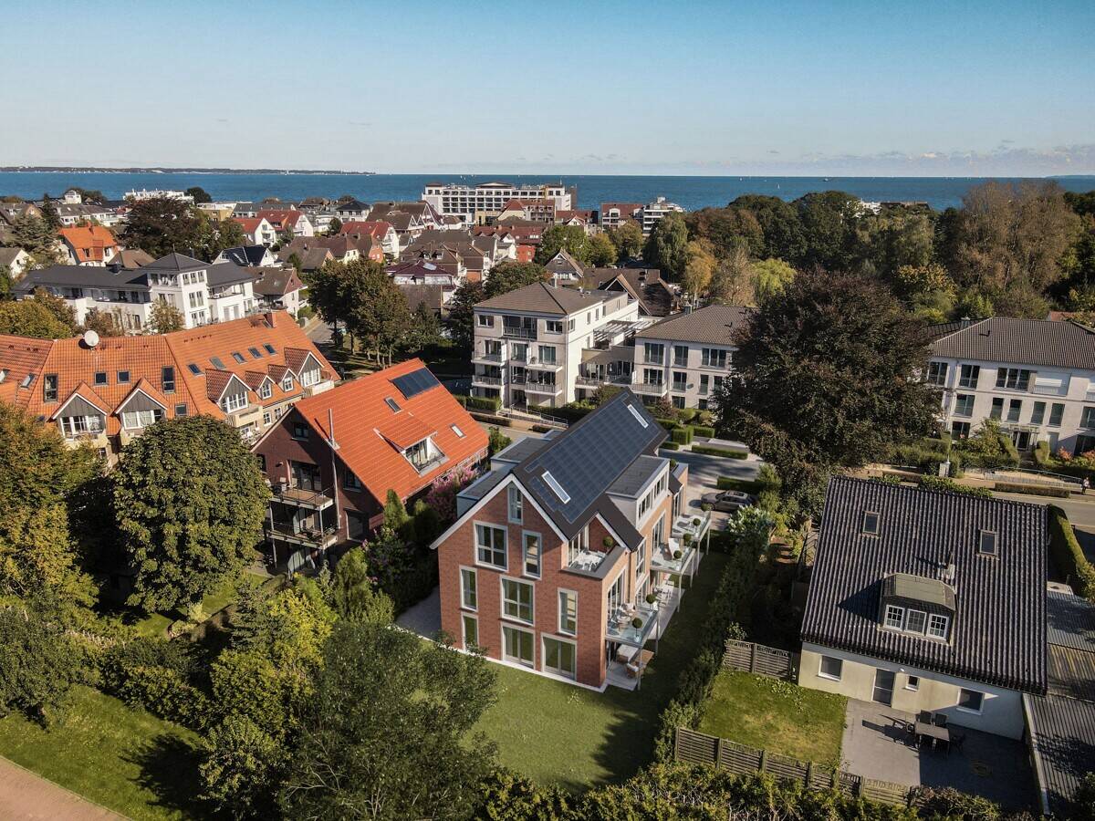 Exklusives Wohnen: Erstbezugs-Maisonette mit Balkon, nur wenige Minuten vom Strand entfernt, 23684 Scharbeutz