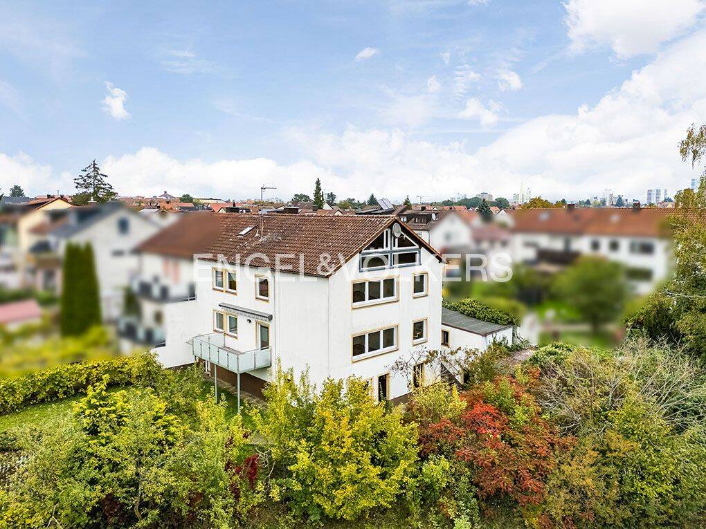 Wohnen & Arbeiten mit unverbaubarem Naturblick – Zweifamilienhaus mit Halle, 91056 Erlangen