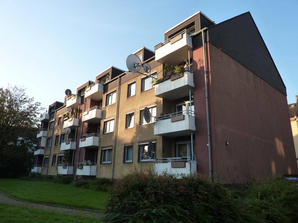 Gemütliche DG-Wohnung mit Balkon in Altenbochum, 44803 Bochum (Altenbochum Laer Wiemelhausen)