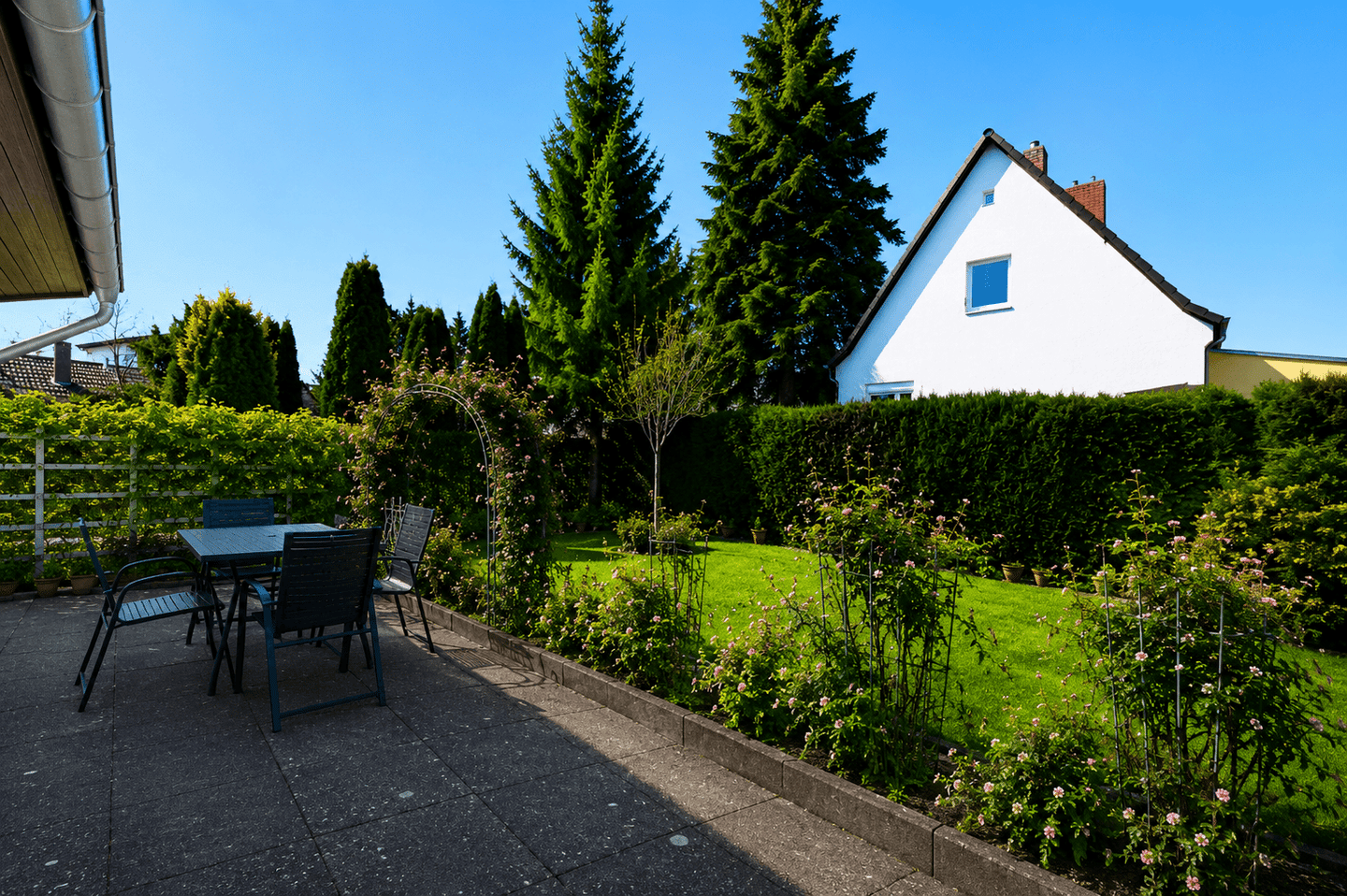 Freistehendes Einfamilienhaus mit Terrasse und Garten in Rudow, Berlin, 12357 Berlin (Neukölln Buckow Rudow)
