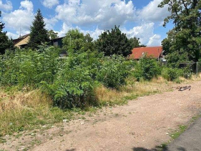 BAUGRUNDSTÜCK INKL. ERTEILTER BAUGENEHMIGUNG Für 4 Reihenhäuser, 46117 Oberhausen
