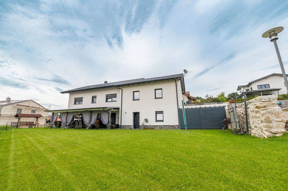 Exklusives Einfamilienhaus, 94344 Wiesenfelden