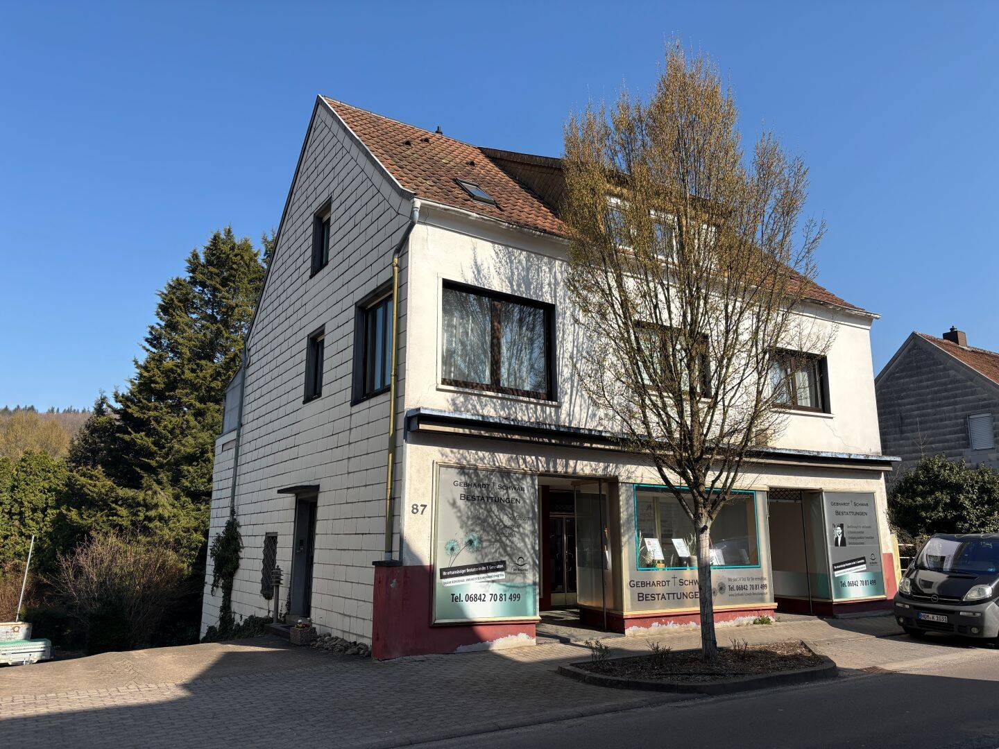 Wohn- und Geschäftshaus mit Pool und parkähnlichem Grundstück in Niederwürzbach zu verkaufen, 66440 Blieskastel