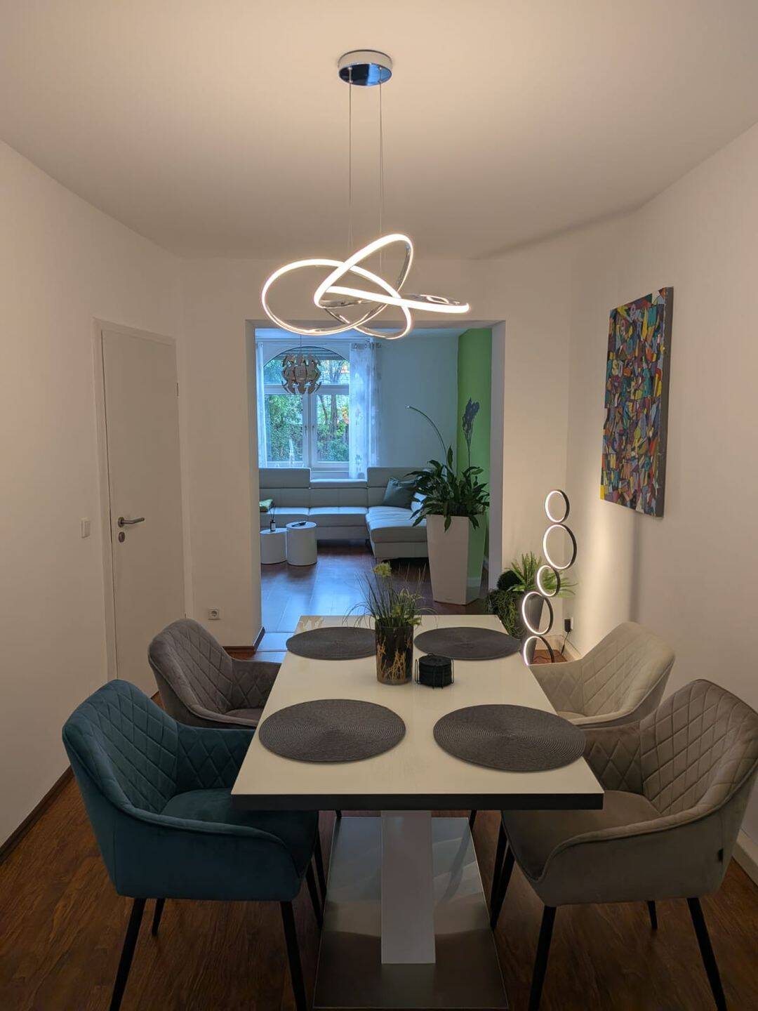 Moderne 2-Zimmer Wohnung mit Balkon in Nürnberg Dutzendteich, 90478 Nürnberg (Dutzendteich Gleißhammer Glockenhof Sankt Peter Zerzabelshof)