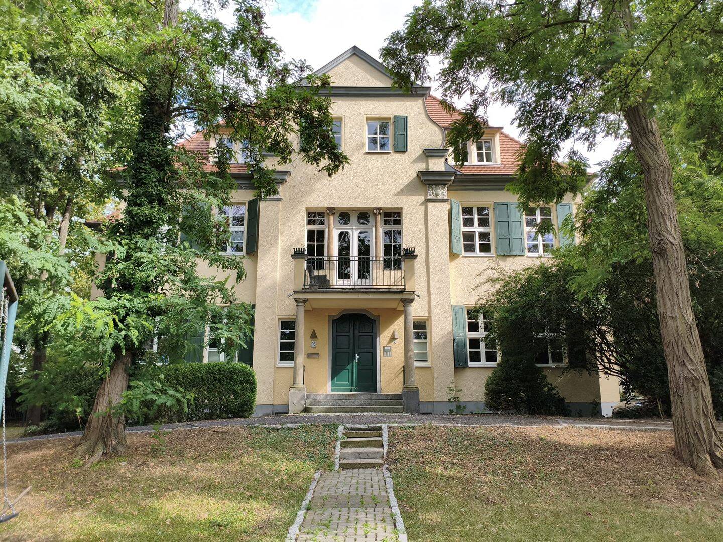 Wunderschöne helle Wohnung in Villa mit parkähnlichem Grundstück Nähe Geiseltalsee, 6242 Braunsbedra