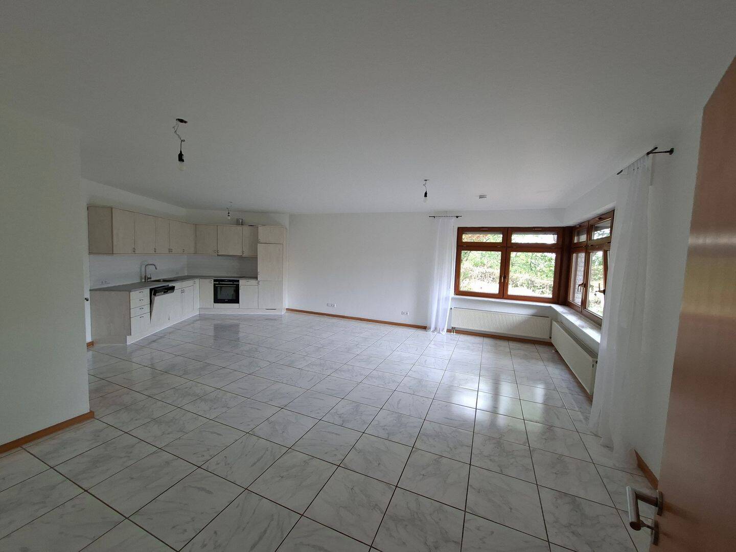 Schöne 2-Zimmer-Wohnung mit Gäste-WC im Außenort von Morsbach, 51597 Morsbach
