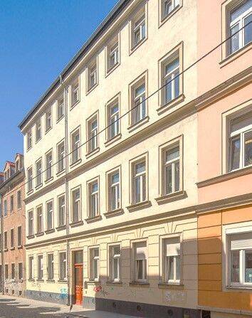 3-Zimmer-Altbau-Wohnung mit Balkon in der Äußeren Neustadt, 1099 Dresden