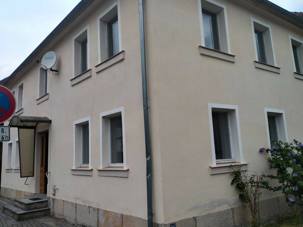 Zweifamilienhaus mit viel Potenzial für eine junge Familie, 2788 Zittau