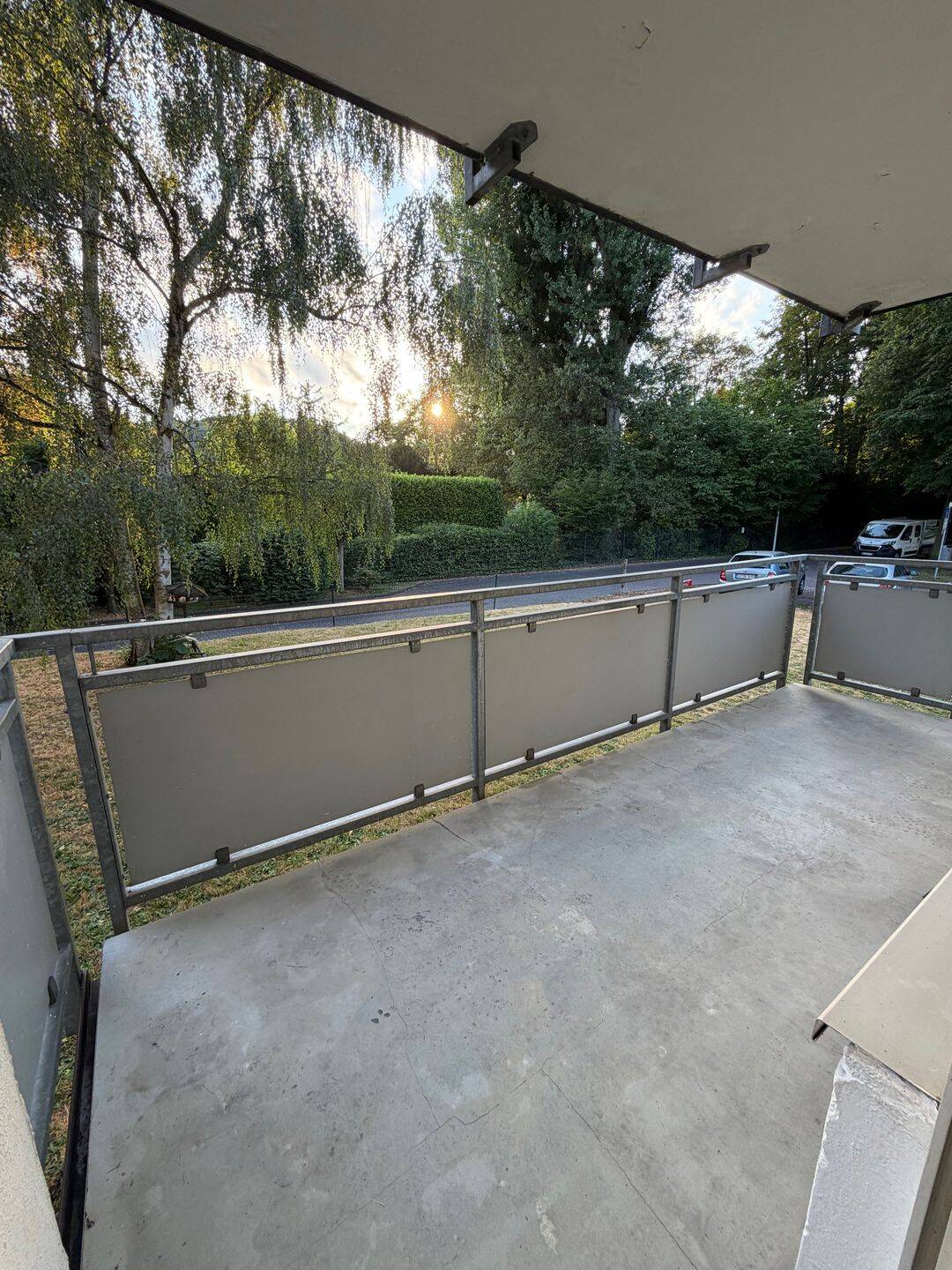 Kernsanierte Wohnung in am Park mit Balkon und gemeinsamer Gartennutzung, 53572 Unkel