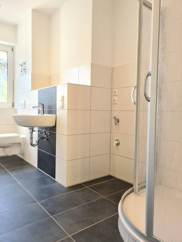 Gut und Sorglos wohnen in neu sanierter 3-Raumwohnung, 39110 Magdeburg (Diesdorf Stadtfeld West)