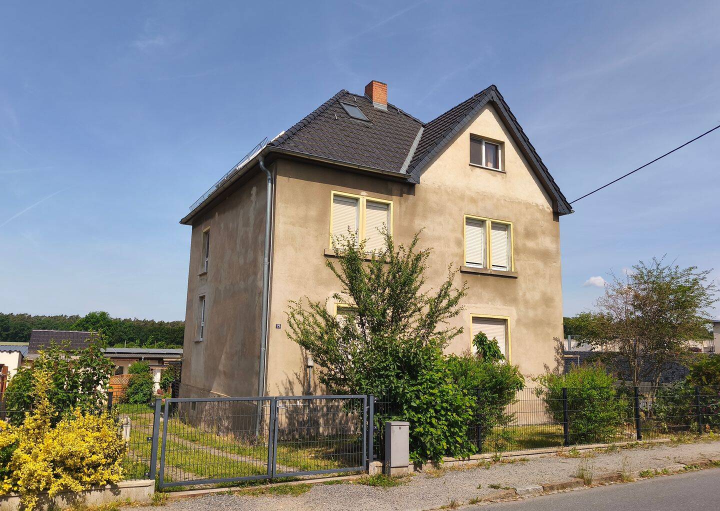 Haus saniert mit Garage, PV Anlage, Nebengelass in Ottendorf-Okrilla, ruhige Lage, 1458 Ottendorf-Okrilla