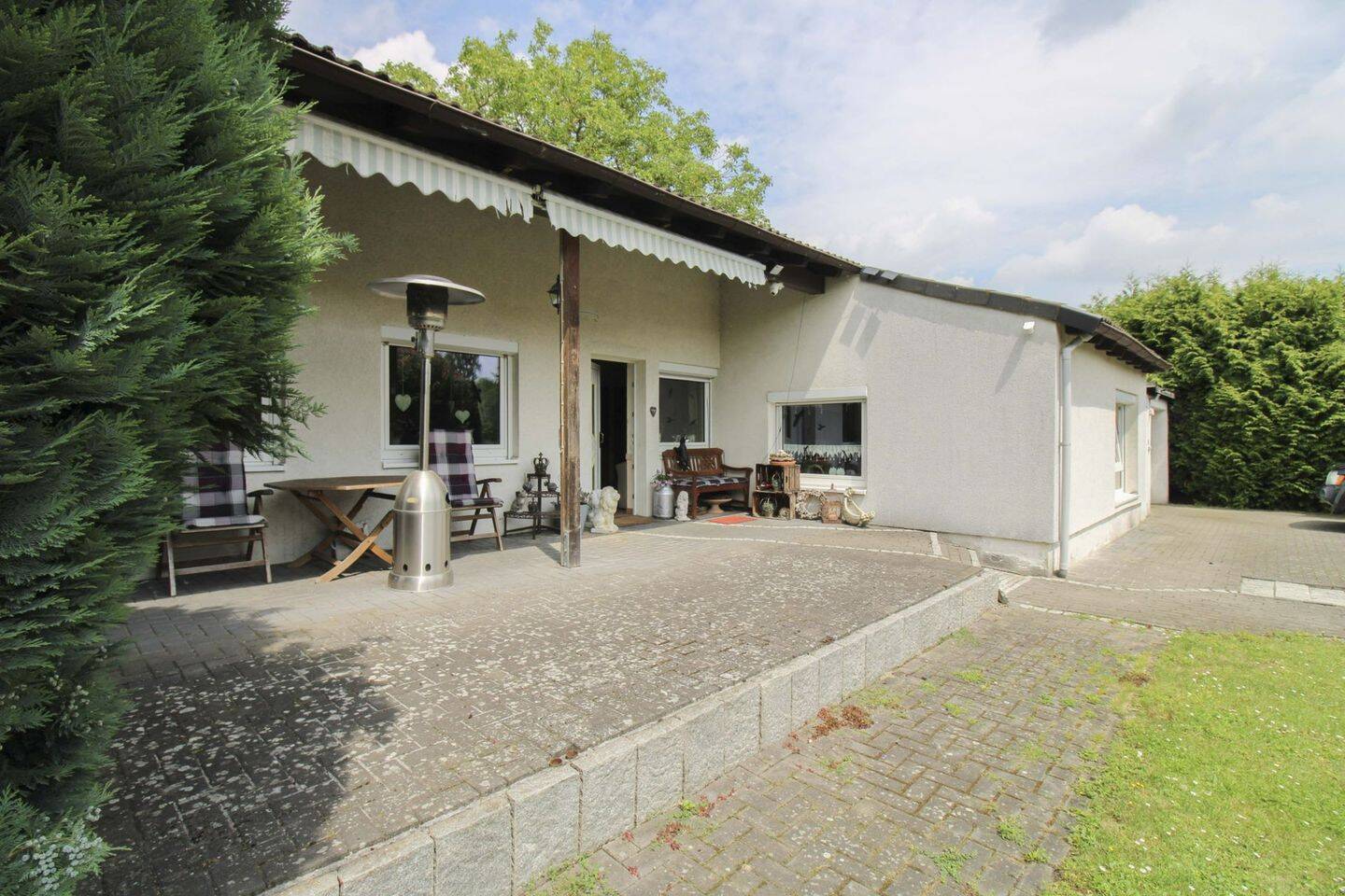 Modernisierter Bungalow in Steinbrück – perfekt für jung und alt, 31185 Söhlde