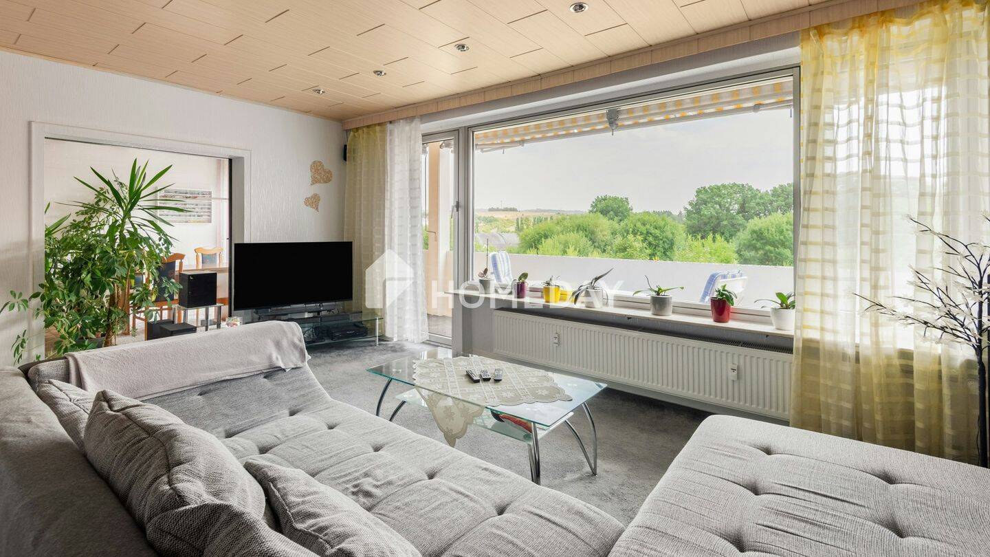 Großzügiges Wohnen über den Dächern von Idstein – 6 Zimmer, Südbalkon & traumhafter Fernblick, 65510 Idstein