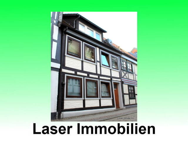 WF: Fachwerkhaus – 171 m² Wfl., 5,5 ZI – hohe Räume, Altstadt/Zentrum – Prov.-frei, 38300 Wolfenbüttel