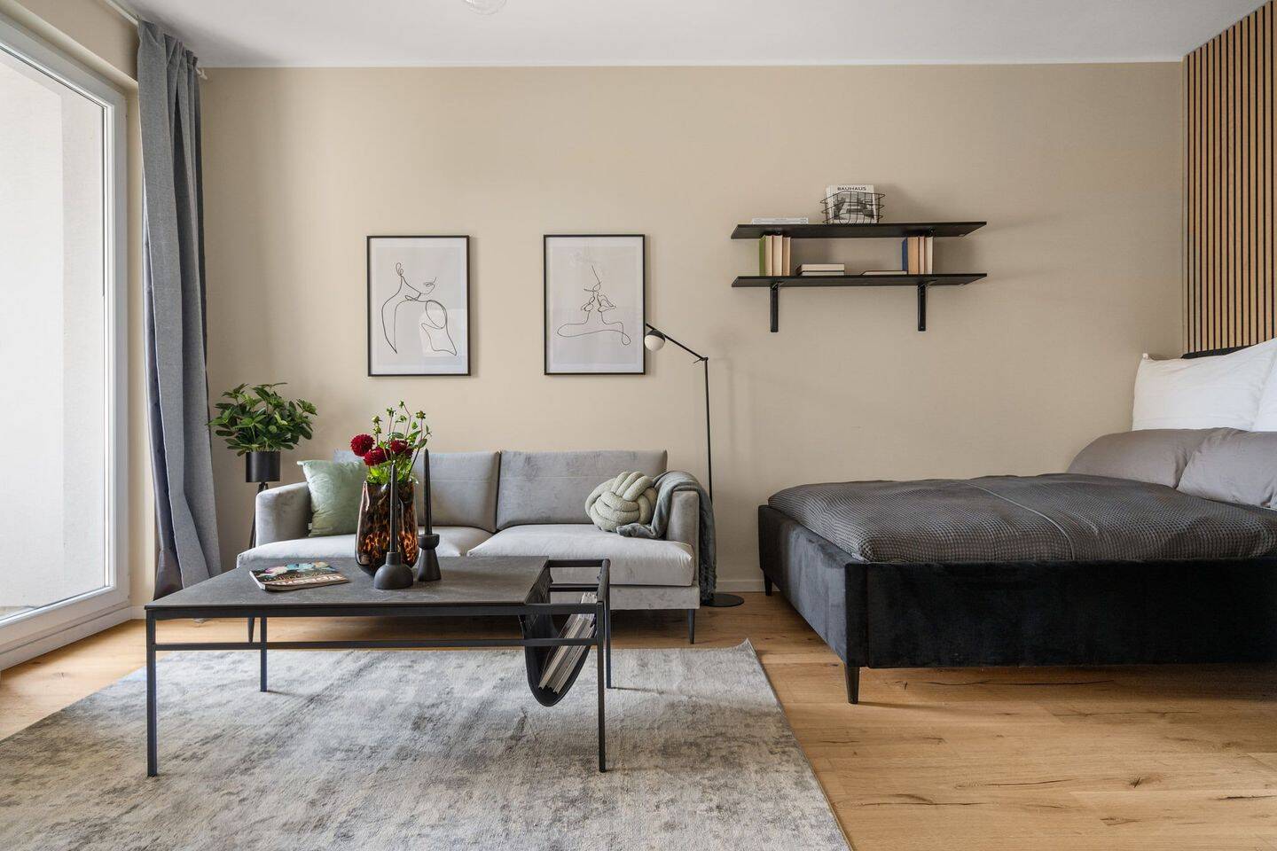 Möbliertes Studio-Apartment mit Balkon in Berlin-Neukölln, 12047 Berlin (Neukölln Kolonie Freie Stunde)