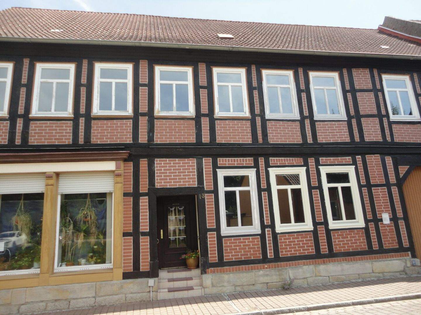 Vierseitenhof mit 2 Wohneinheiten,kleiner Gewerbeeinheit und viel Nebengelass., 39356 Oebisfelde-Weferlingen