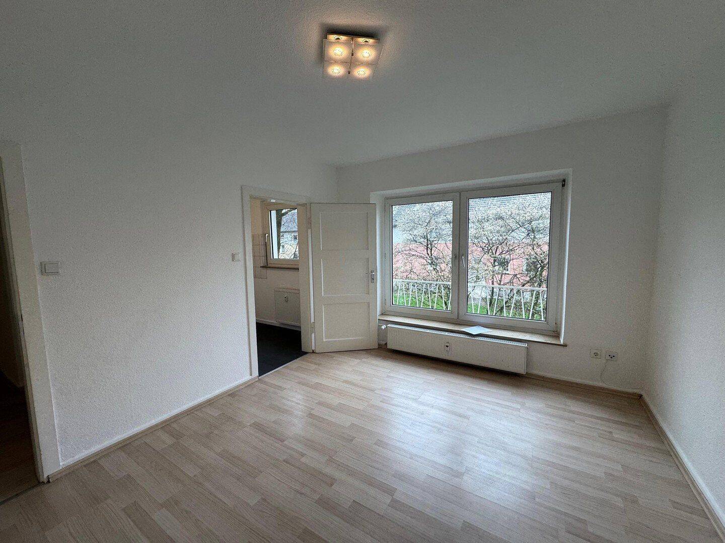 Helle, gepflegte 2-Zimmer Wohnung, 47179 Duisburg (Aldenrade Alt-Walsum Fahrn Vierlinden Wehofen)