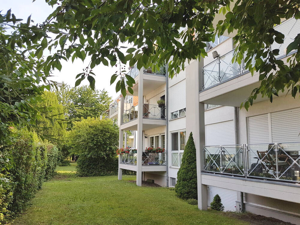 Ruhige Lage! Dachgeschosswohnung mit PKW-Stellplatz, 39130 Magdeburg (Alt Olvenstedt Großer Silberberg Neu Olvenstedt)