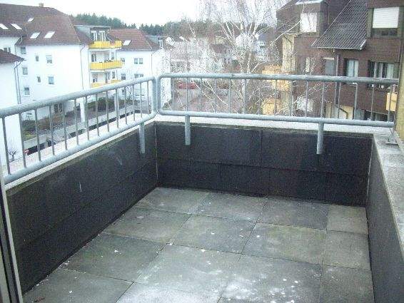Homburg, Berliner Wohnpark, schöne, bezugsfertige 2-ZKB-DG-Wohnung (ca.45m²) mit tollem Balkon, 66424 Homburg