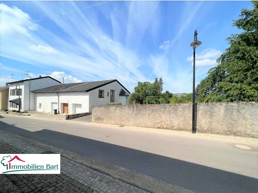 GRENZE L-REMICH: WOHNHAUS MIT 3 WOHNUNGEN (310 M² WFL.) IN TOP LAGE, 66706 Perl