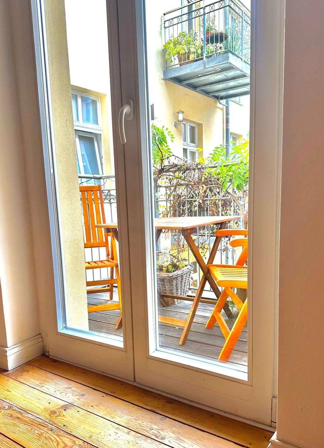 großzügig geschnittene Wohnung zentral im Prenzlauer Berg, 10439 Berlin (Pankow Prenzlauer Berg)