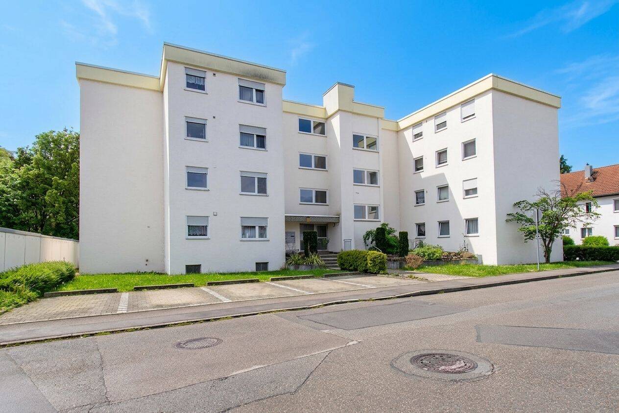Charmante 3-Zimmmer-Wohnung mit Einzelgarage in schöner Lage, 71711 Steinheim an der Murr