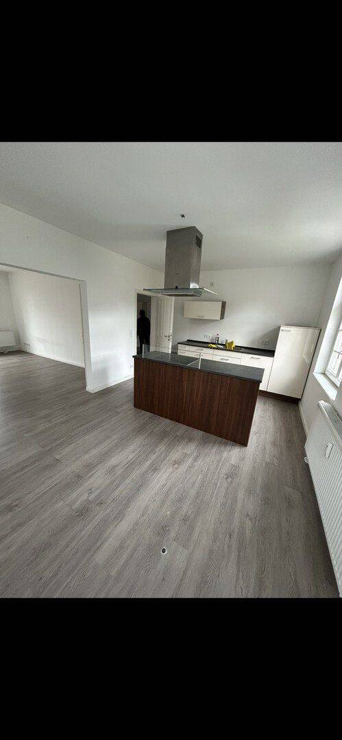 Moderne 4-Zimmer-Wohnung mit Balkon und offener Küche in Schönberg, 23923 Schönberg