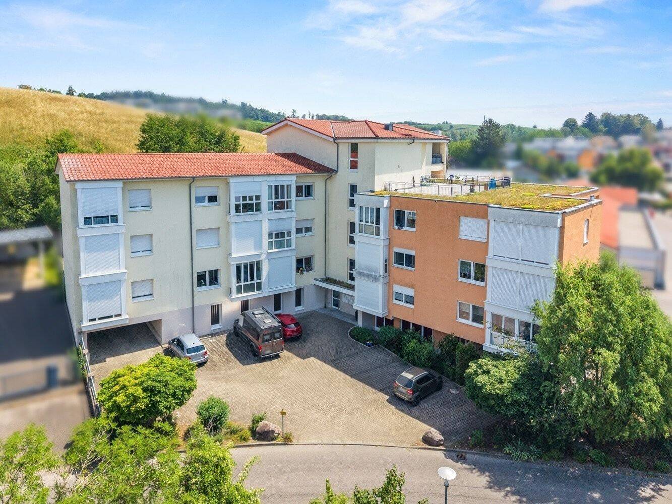 Großzügige 2 Zimmer Eigentumswohnung in Seniorenwohnanlage – vermietet –, 88709 Meersburg