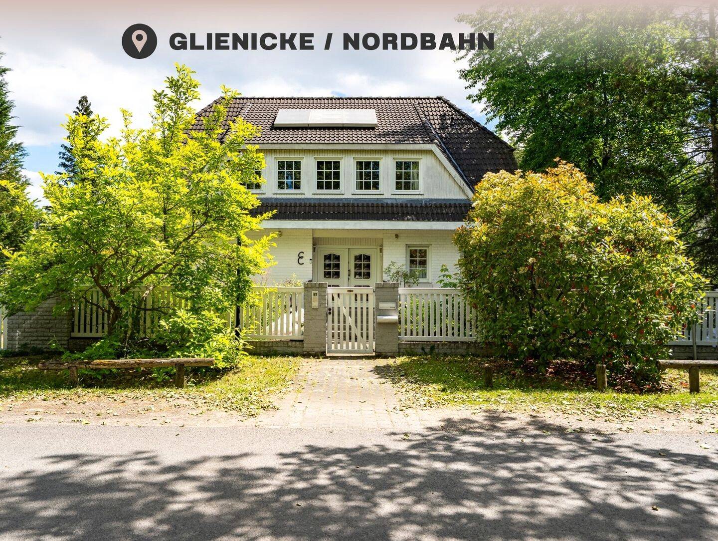Großzügiges Familienhaus mit Kamin, Garten und Remise – Glienicke/Nordbahn, 16548 Glienicke/Nordbahn