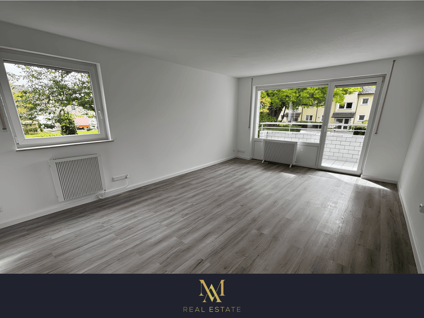 Helle und komplett sanierte 2-Zimmer-Wohnung mit Balkon, Aufzug & Einzelgarage, 78073 Bad Dürrheim