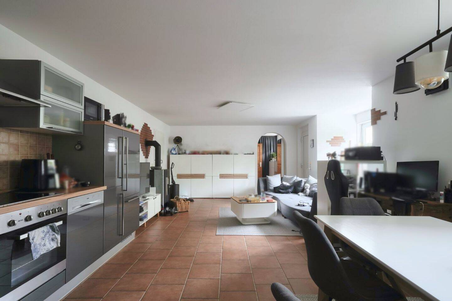 2-Zi-Wohnung im Grünen, Kaminofen, Einbauküche, separater Zugang, ideal für Single oder 2 Personen, 96117 Memmelsdorf