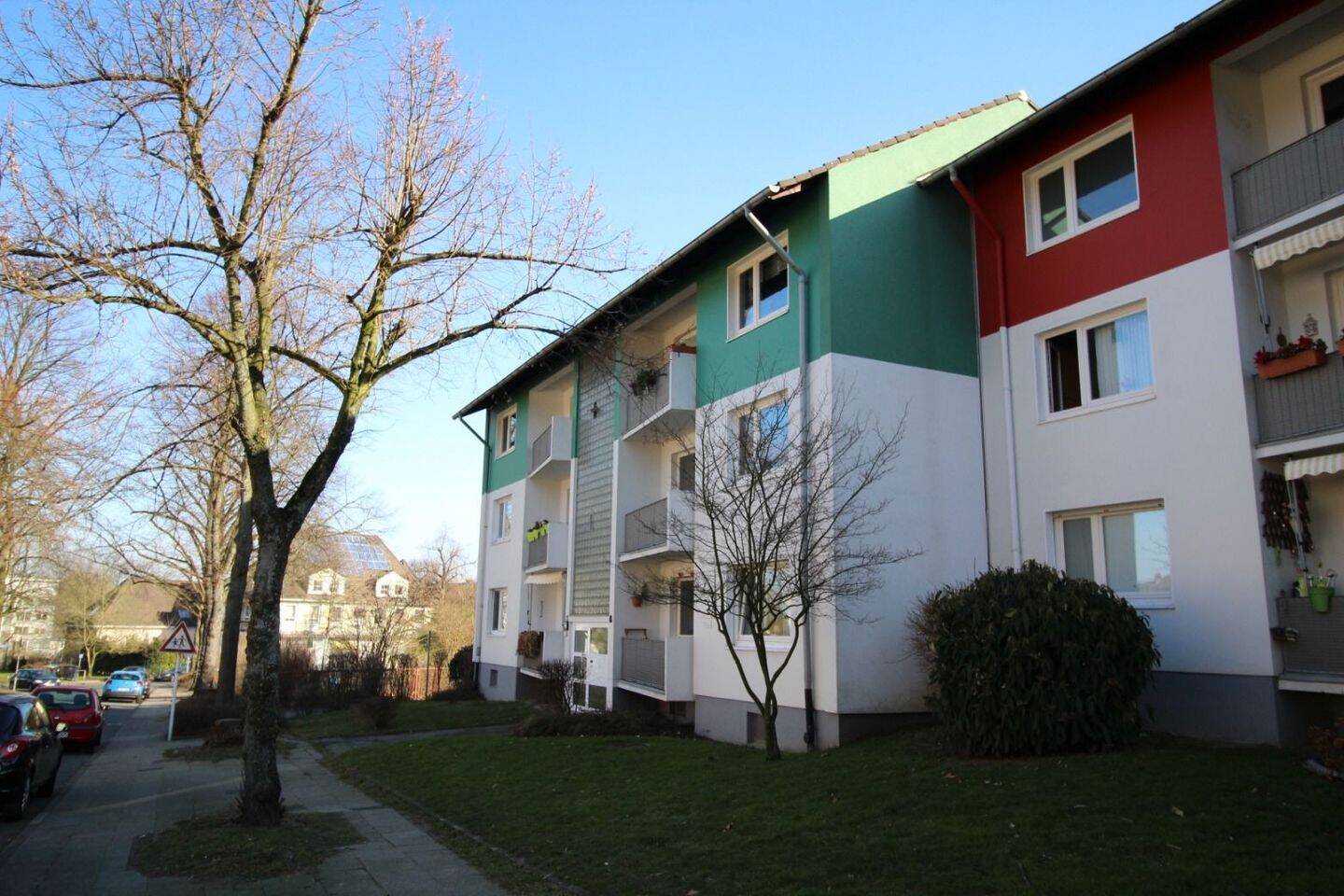 Grüne Wohnatmosphäre mit Balkon in Essen – Adolf-Schmidt-Straße, 45147 Essen (Frohnhausen Holsterhausen Rüttenscheid)