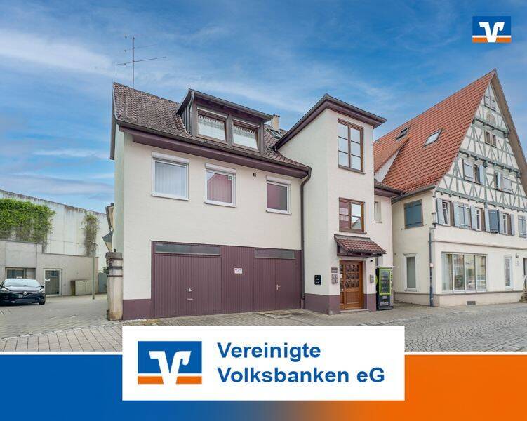 4 Zimmer DG Wohnung mit Balkon im Herzen von Metzingen, 72555 Metzingen