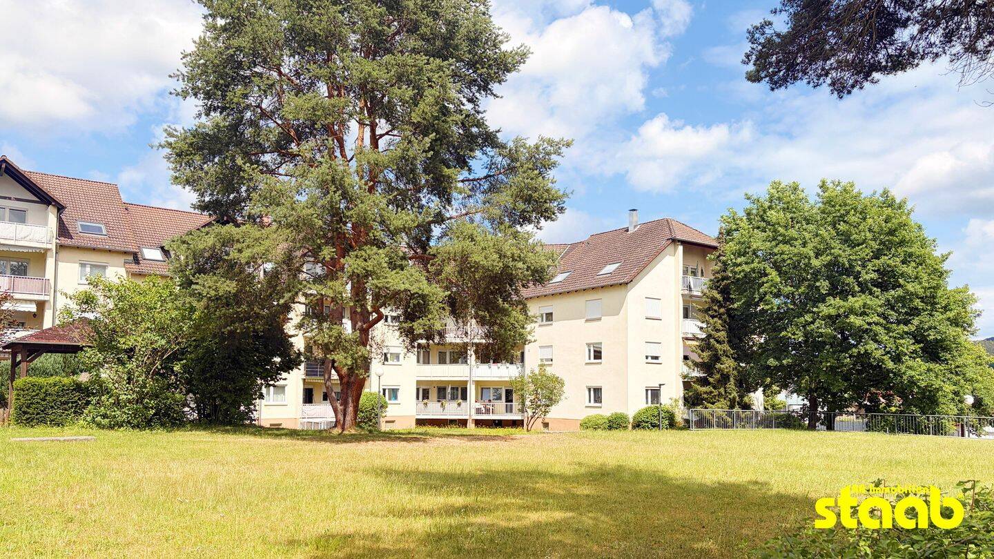 FAMILIENFREUNDLICHE 4-ZIMMER WOHNUNG IM SCHÖNEN HÖSBACH-BAHNHOF *** MIT BALKON, 63768 Hösbach