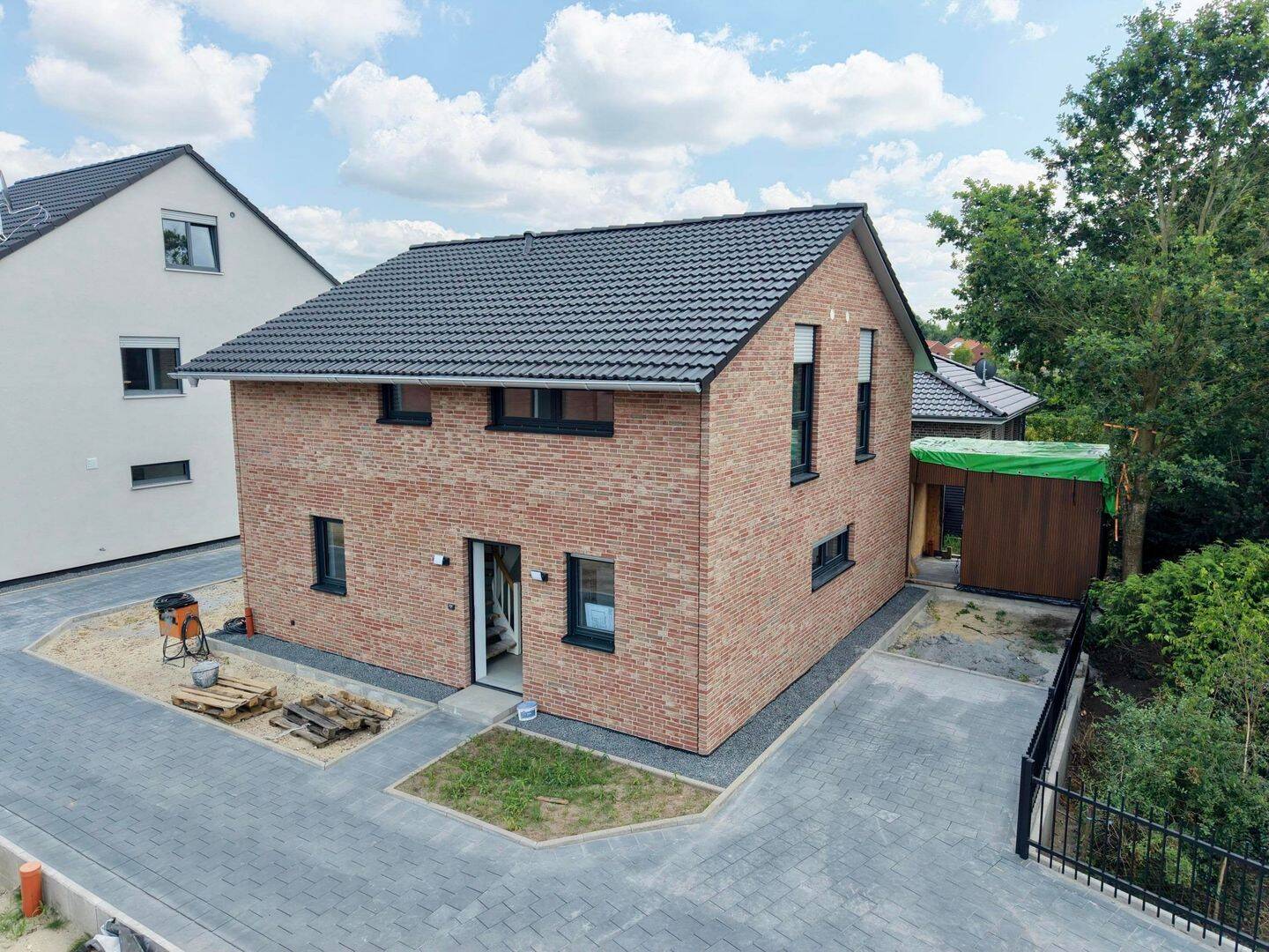 Neubau-Einfamilienhaus in ruhiger Ortsrandlage von Neuenhaus-Veldhausen Modern wohnen – energieeffizient leben, 49828 Neuenhaus