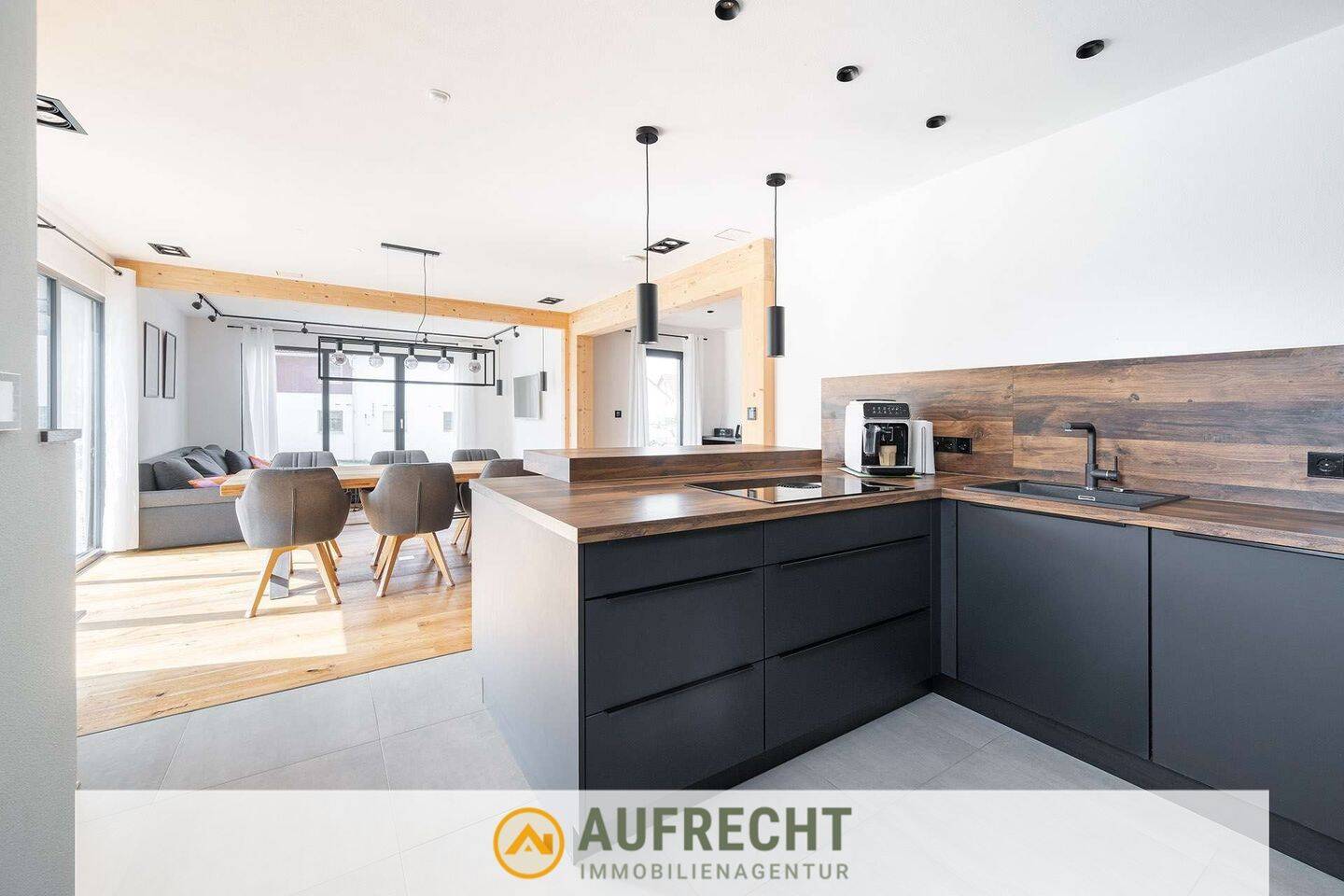 A U F R E C H T °EXKLUSIV & EFFIZIENT° hochwertiges Einfamilienhaus mit sonnigem Süd-Garten, 85305 Jetzendorf