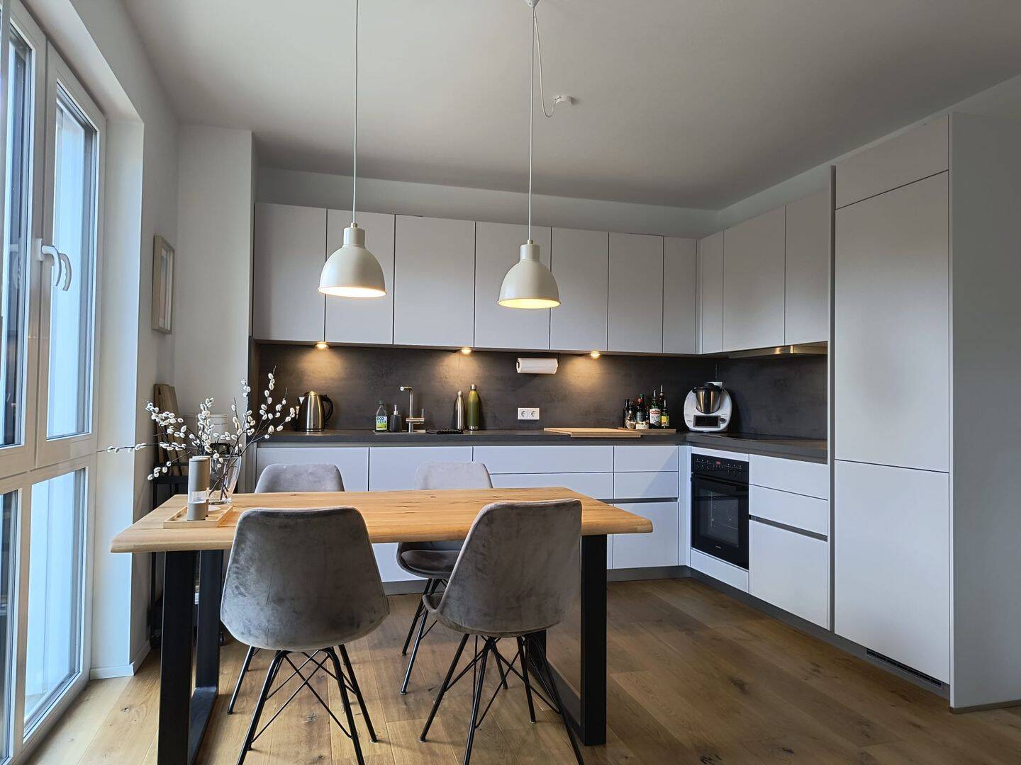 Penthouse -stilvolles Wohnambiente nahe Innenstadt-, 93053 Regensburg (Galgenberg Kasernenviertel Kumpfmühl-Ziegetsdorf-Neuprüll Oberisling-Graß)