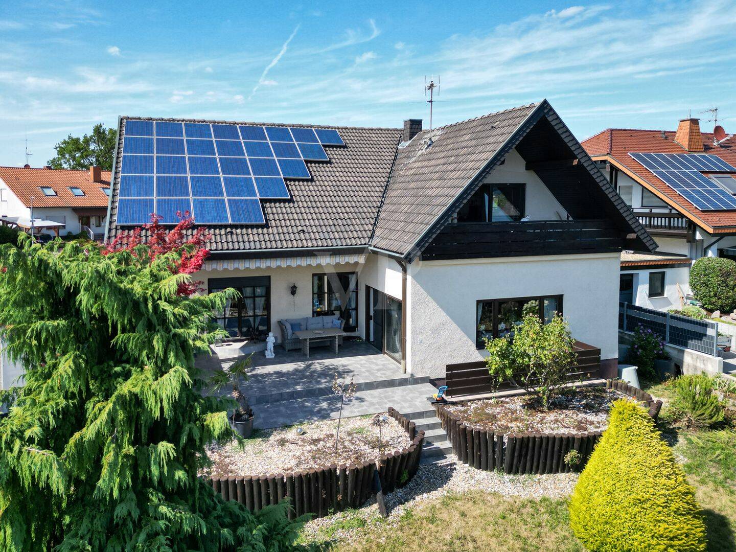 Großzügige Erdgeschosswohnung, Garten, Garage in begehrter Lage von Ubstadt, 76698 Ubstadt-Weiher