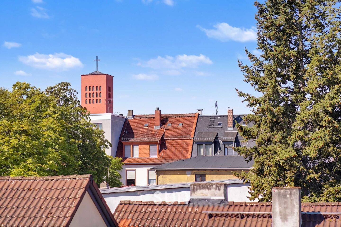 2 ZIMMER AM MAINUFER & RENNBAHNPARK – Leben mit Loggia in Niederrads Bestlage, 60528 Frankfurt am Main (Niederrad Sachsenhausen Schwanheim)